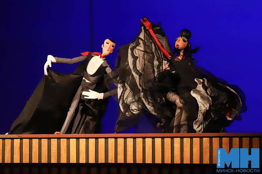 2026 10 09 kultura teatr kukol moskvy spektakl neobychnyj konczert pozhoga 12 kopiya