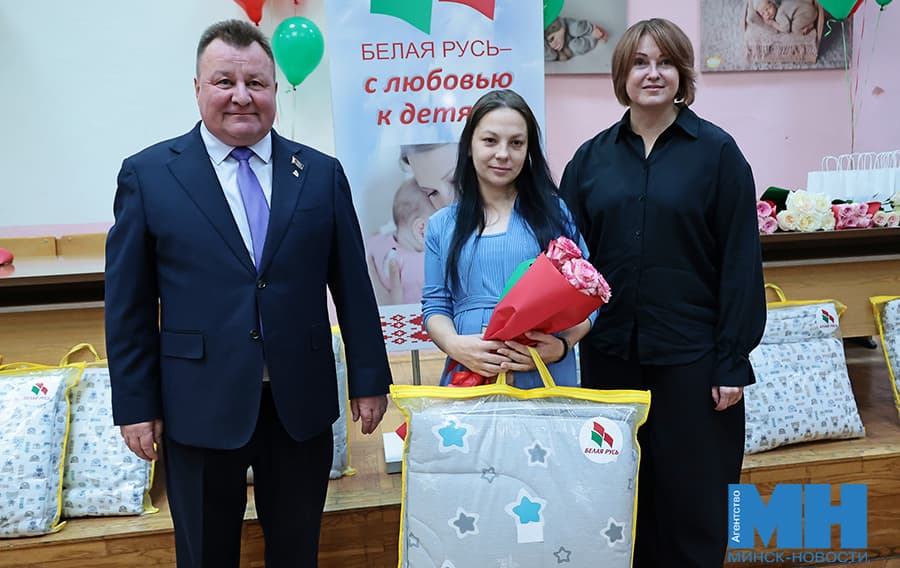 2026 10 16 zdravoohranenie belaya rus 1 ya bolnicza chestvovanie mamochek v den materi miczevich 5 kopiya