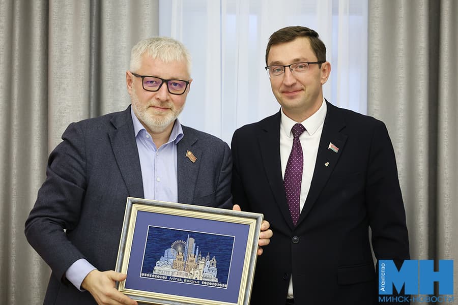 2026 10 22 mgik forum molodyh parlamentariev dvustoronnie peregovory czuran malinovskaya38 kopiya