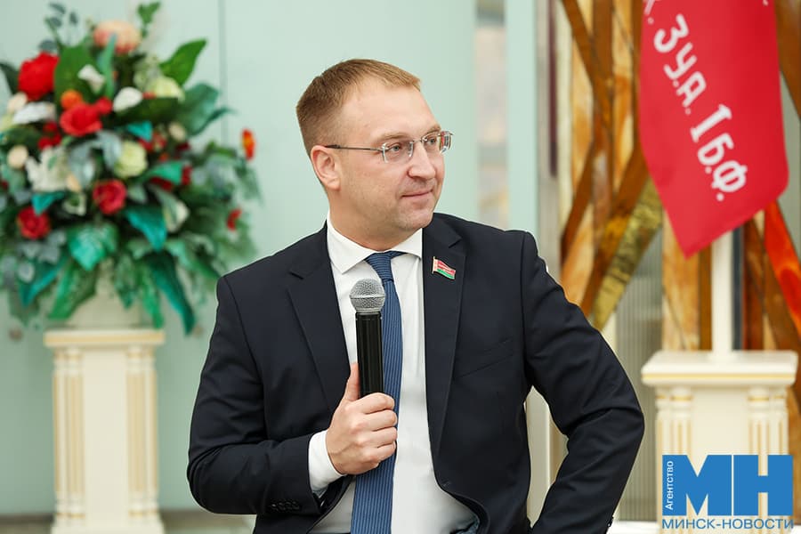 2026 10 22 obshhestvo forum molodyh parlamentariev kulaga 129 kopiya