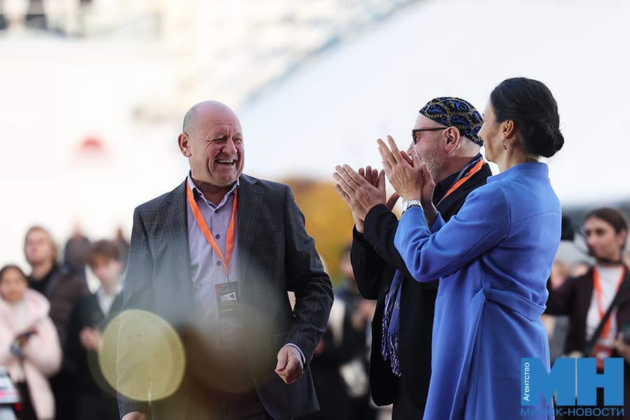 2026 10 30 kultura kinofestival listapad otkrytie malinovskaya18 kopiya