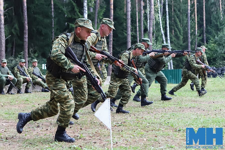 Вспомнить службу и познать армейскую науку. В Заводском районе проходят сборы с военнообязанными