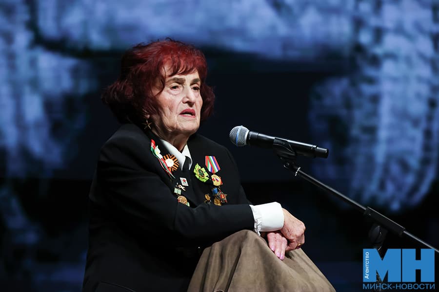 О блокаде Ленинграда — из первых уст: в столице прошел памятный урок для 450 учащихся