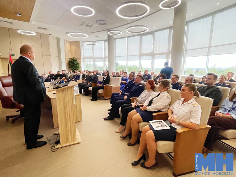 Дмитрий Жук: Белорусы сами построили свое государство