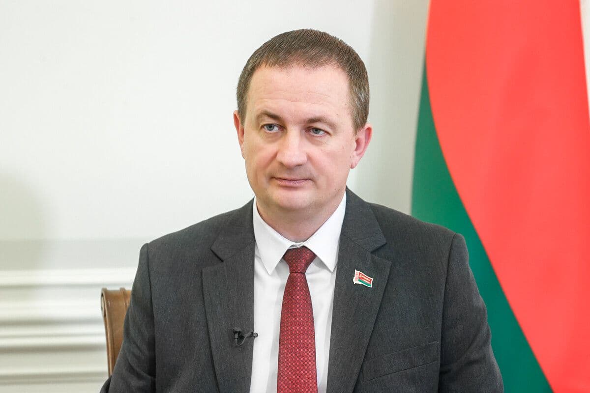 Турчин: необходимо максимально использовать отечественные двигатели для производства белорусской техники
