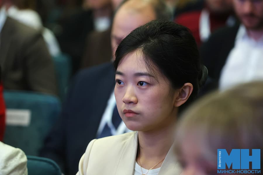 2026 09 11 mgik forum ekonomicheskogo sotrudnichestva kuharev malinovskaya47 kopiya