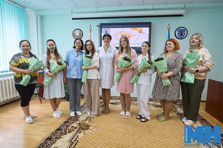 В шестой больнице поздравили мам, родивших малышей в День города