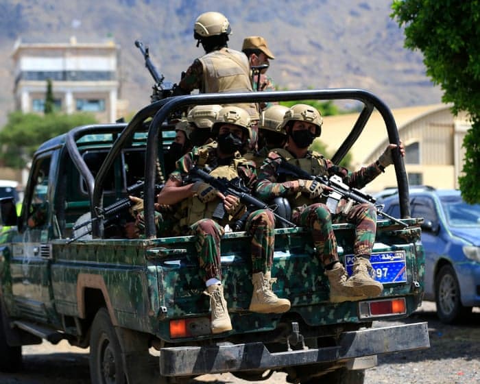 Gulf states postpone strait of Hormuz talks with Iran as Yemen conflict intensifies