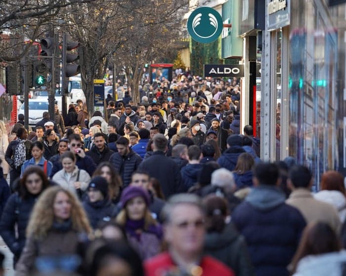 People from ethnic groups feel racial equality is worsening, UK study shows