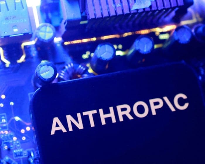 Anthropic to build $31bn datacentre in western Queensland, David Crisafulli says