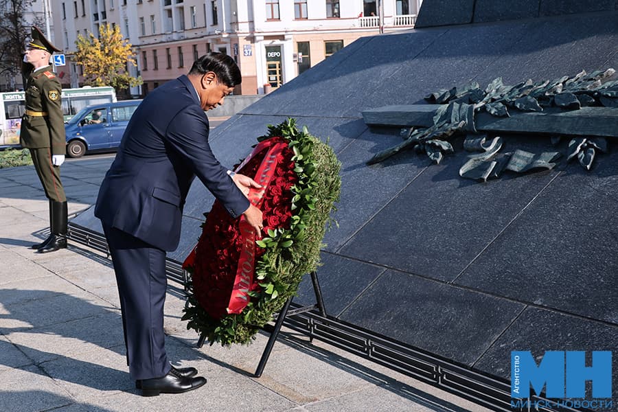 2026 09 16 politika czeremonii vozlozheniya strigelskij tin aun san miczevich 7 kopiya