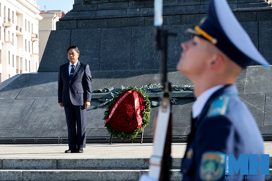 2026 09 16 politika czeremonii vozlozheniya strigelskij tin aun san miczevich 10 kopiya