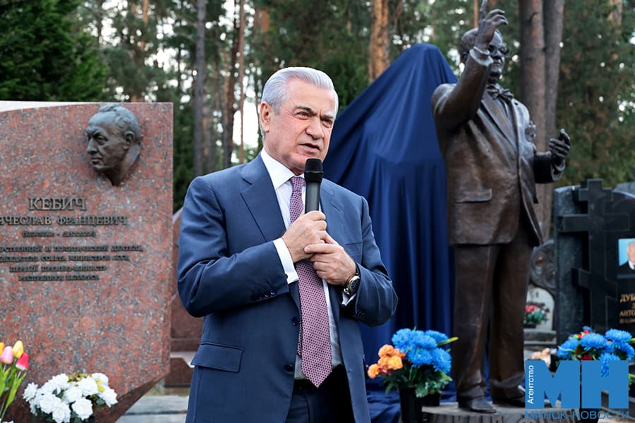 2026 09 16 politika kuharev otkrytie pamyatnika aleksandru medvedyu miczevich 12 kopiya