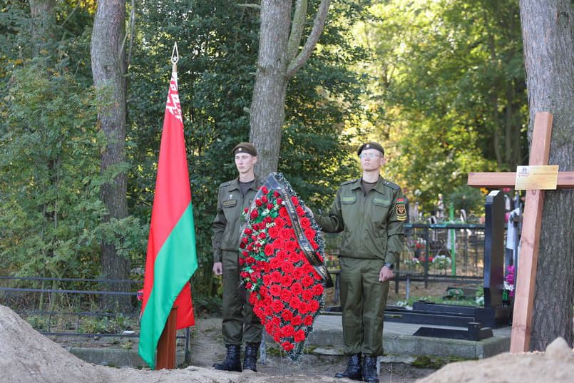 В Гомельском районе перезахоронили останки мирных жителей и открыли памятный знак жертвам геноцида