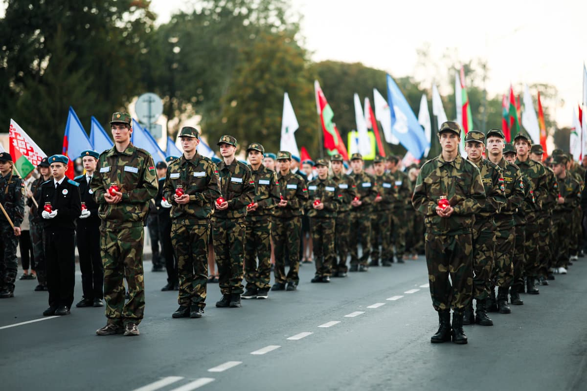 Фотофакт. В Березе прошел митинг-реквием, посвященный Дню народного единства