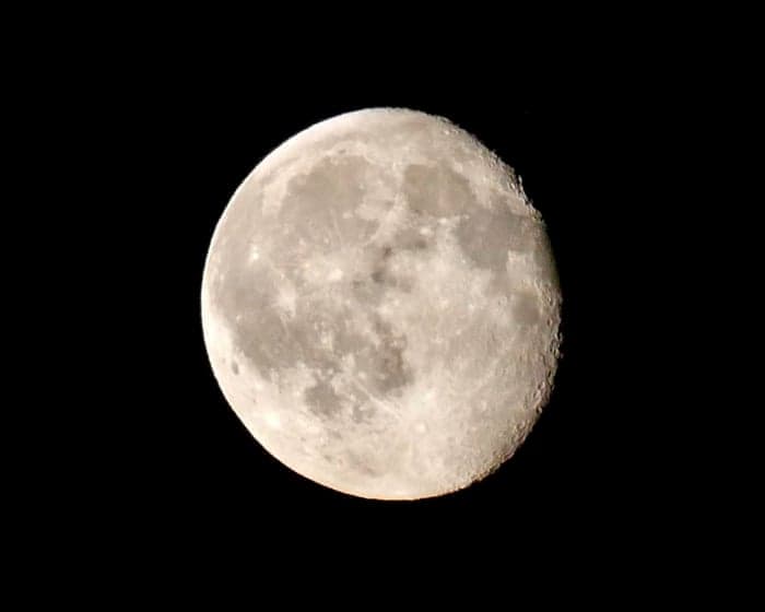Top Trump military adviser says US must prepare to fight around moon