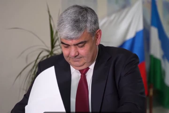 Глава КБР Казбек Коков вместе с супругой проголосовал на выборах в Госдуму в Нальчике