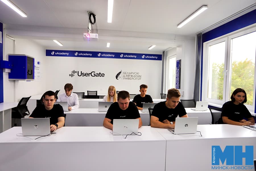В БГУ открыли новую современную лабораторию по кибербезопасности