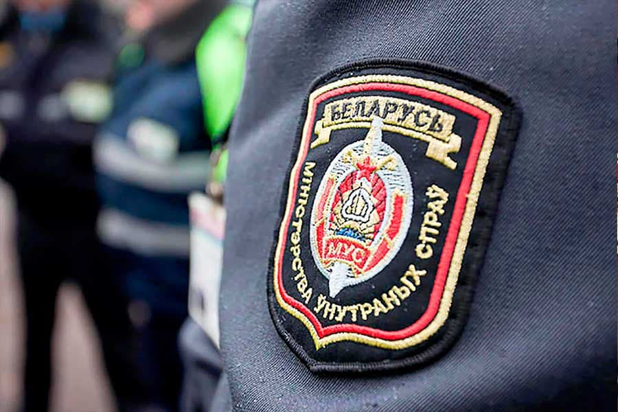 Предложили плед и еду. В МВД отреагировали на слова блогера о якобы некомпетентных сотрудниках