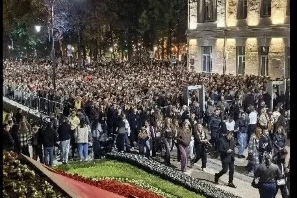 Полиция и Росгвардия обеспечили безопасность на мероприятиях ко Дню города в Смоленске