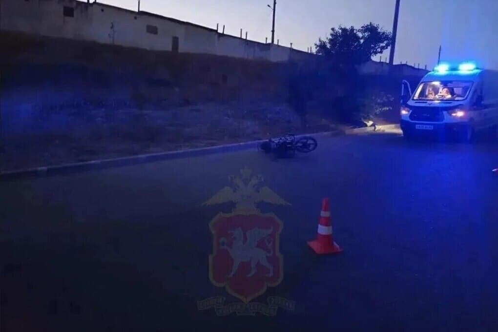 Водитель мопеда погиб в результате ДТП в Керчи