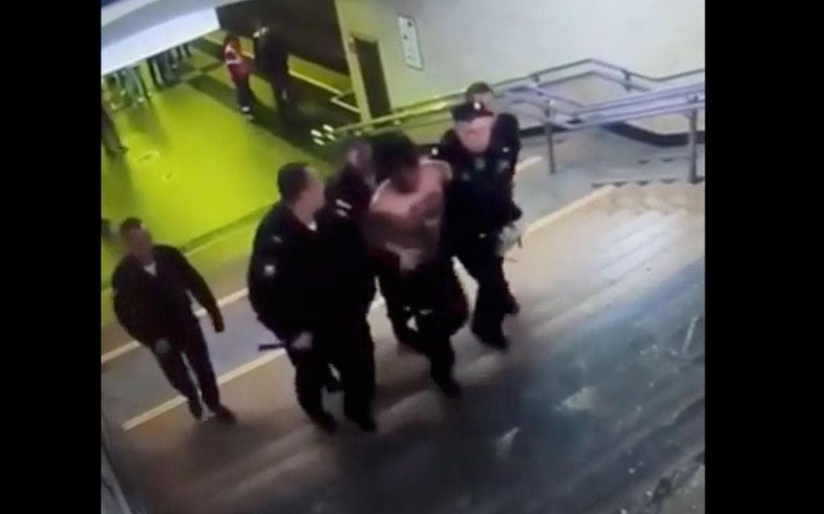 Полицейские в Москве прошли 6 км по тоннелю метро для задержания мужчины