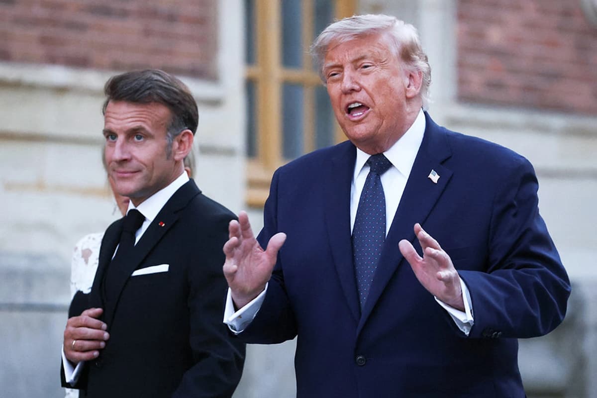 Макрон договорился с Трампом работать вместе над возобновлением судоходства в Ормузе