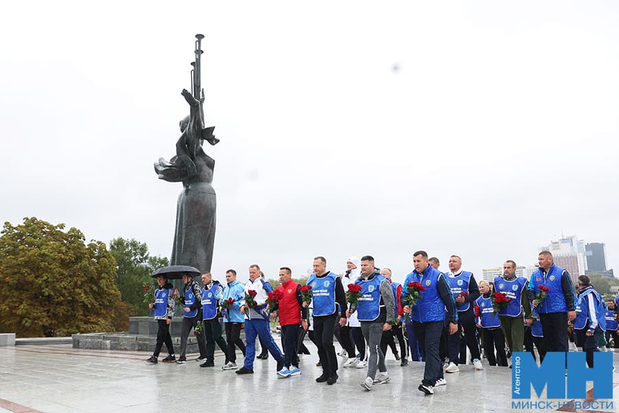 2026 09 22 mgik den bez avto veloprobeg vozlozhenie malinovskaya16 kopiya