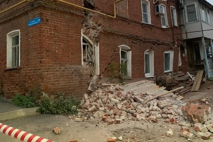 Во Владимире мужчина во время ремонта разрушил часть дома