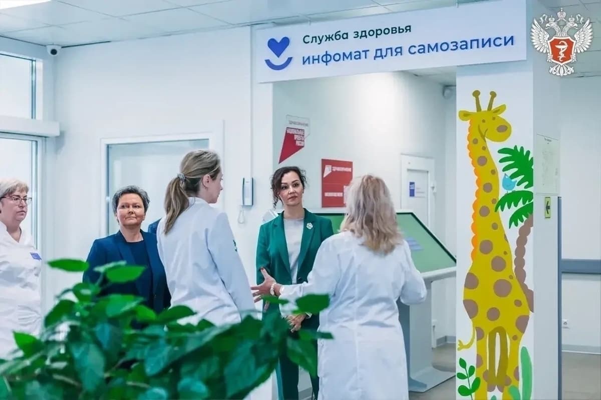 Замминистра здравоохранения РФ Евгения Котова высоко оценила организацию медпомощи детям в Смоленске