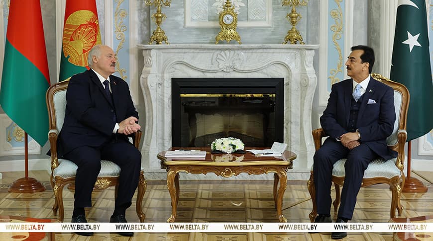 Лукашенко предложил провести ревизию отношений и совместных проектов Беларуси и Пакистана