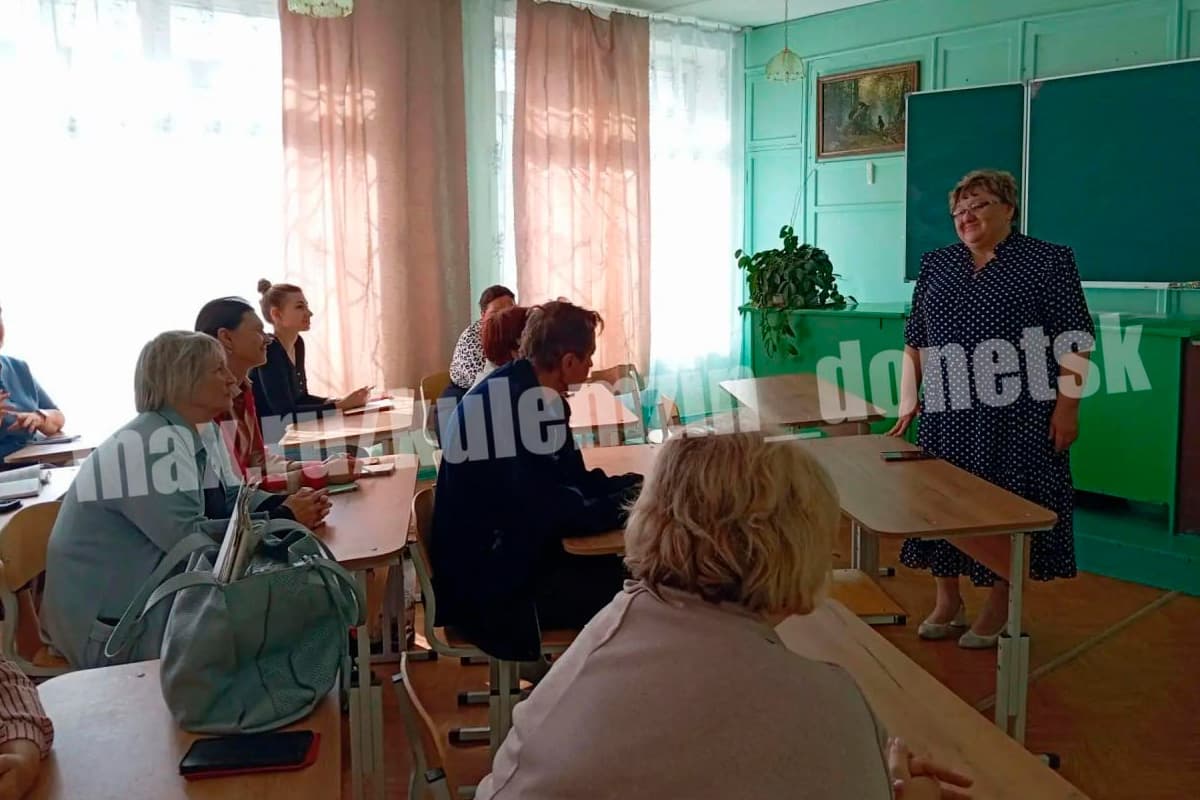 В Куйбышевском районе Донецка обсудили подготовку школы к зиме