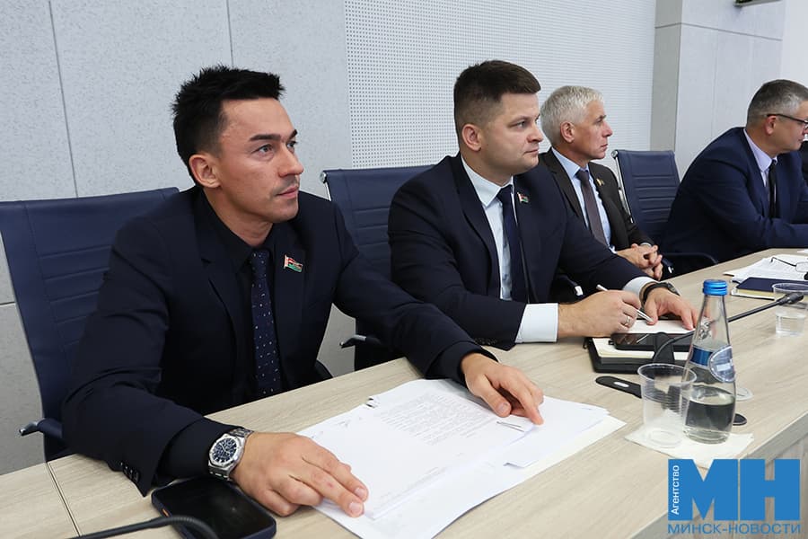 2026 09 25 mgik 21 sessiya migorsoveta malinovskaya46 kopiya