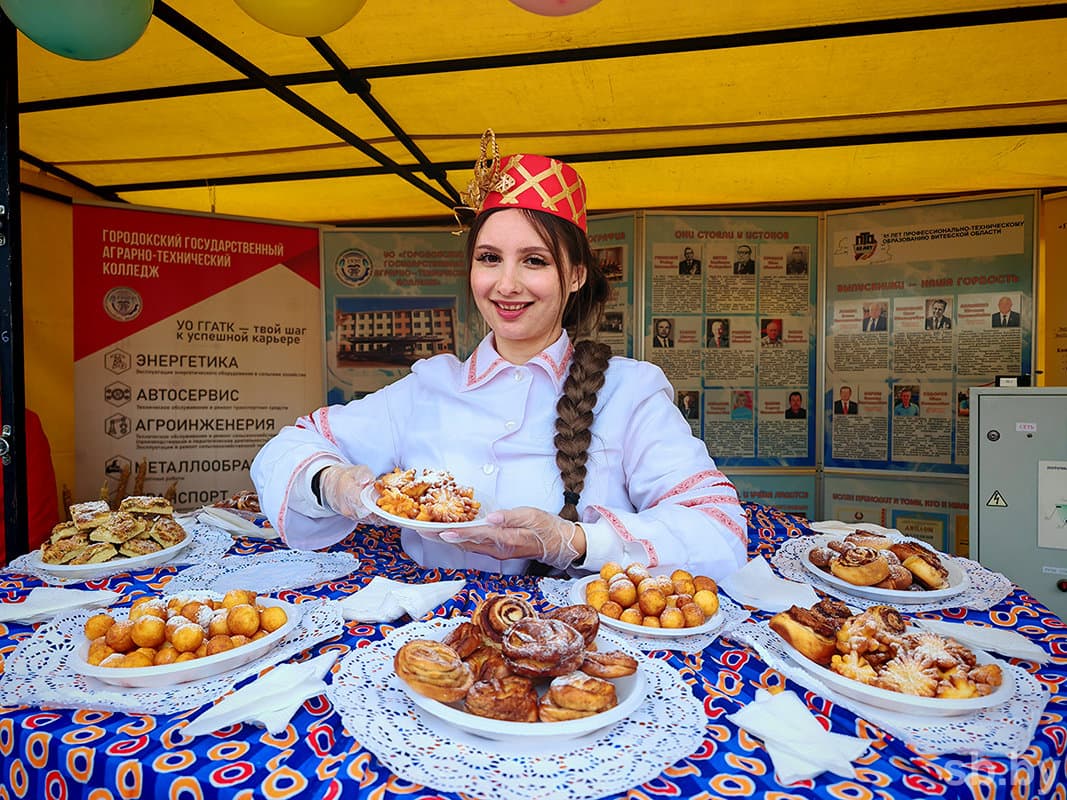 The festive rhythm will be set by a rich concert program in front of the Sports Palace: the best children's and youth groups of the region will give the audience a lot of music, dancing and great mood.