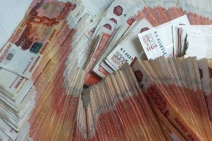 Экс-главный врач Кольчугинской ЦРБ похитил более 1,1 млн рублей бюджетных средств