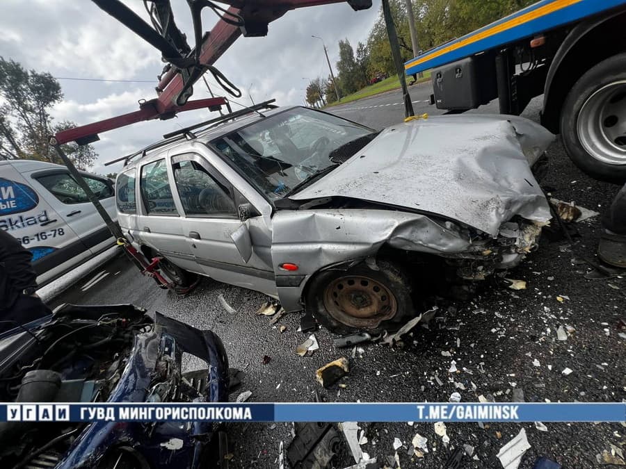 Авто с ребенком попало в аварию на ул. Машиностроителей