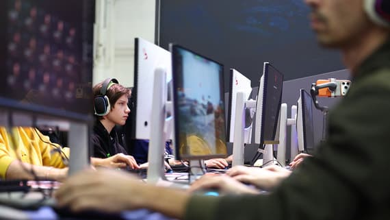 Выручка киберспортивных клубов выросла за лето