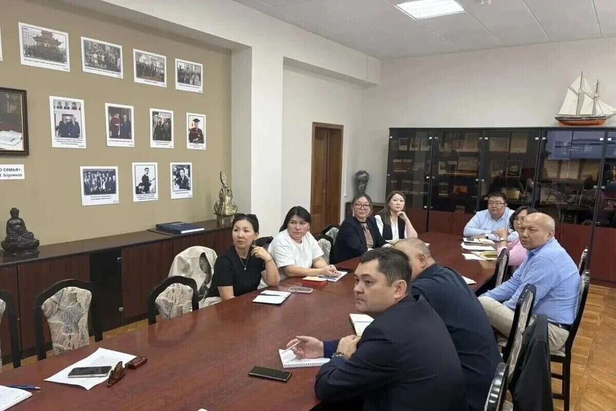 КалмГУ выстраивает бесшовную систему образования от колледжа до вуза