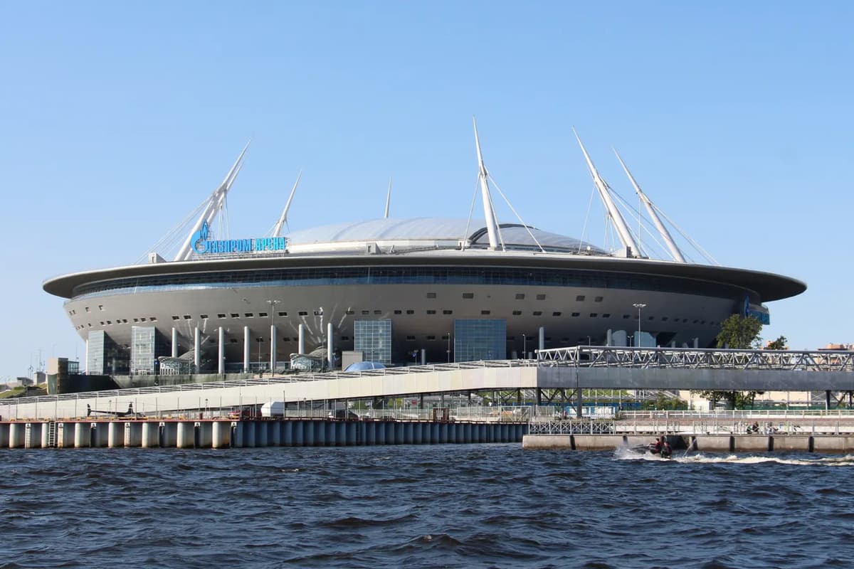 Петербуржец потребовал вернуть 34 тысячи рублей за билеты на Канье Уэста