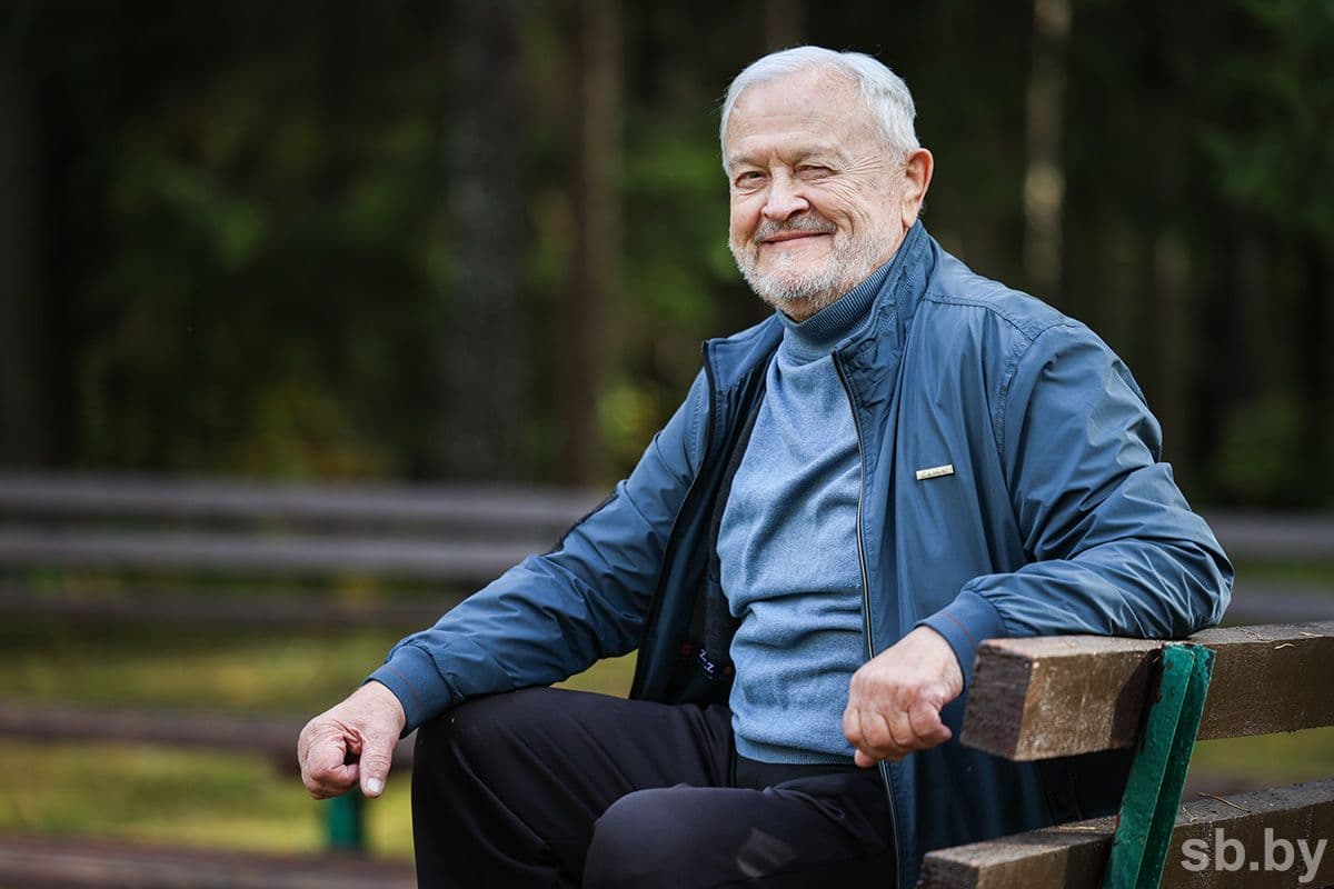 КОМПЕТЕНТНО