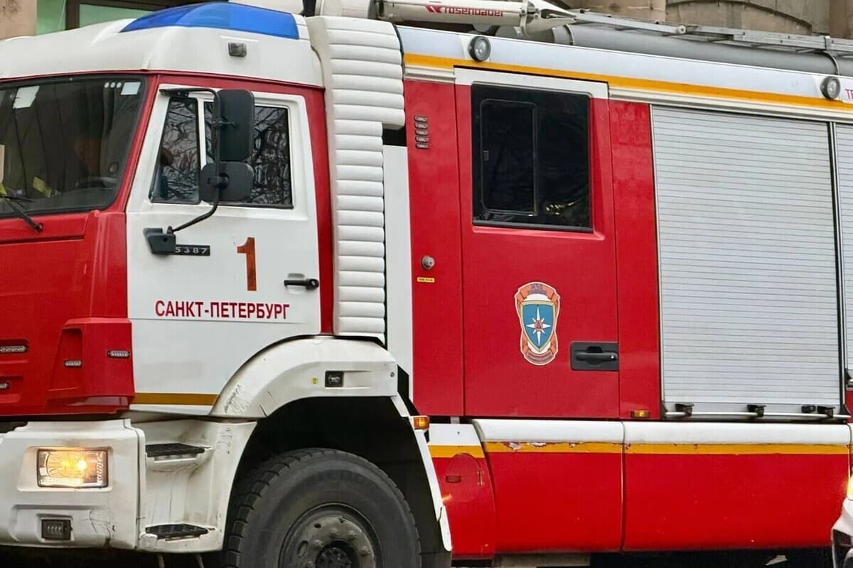 Из-за пожара в двухкомнатной квартире на Комсомола в больнице оказались четверо