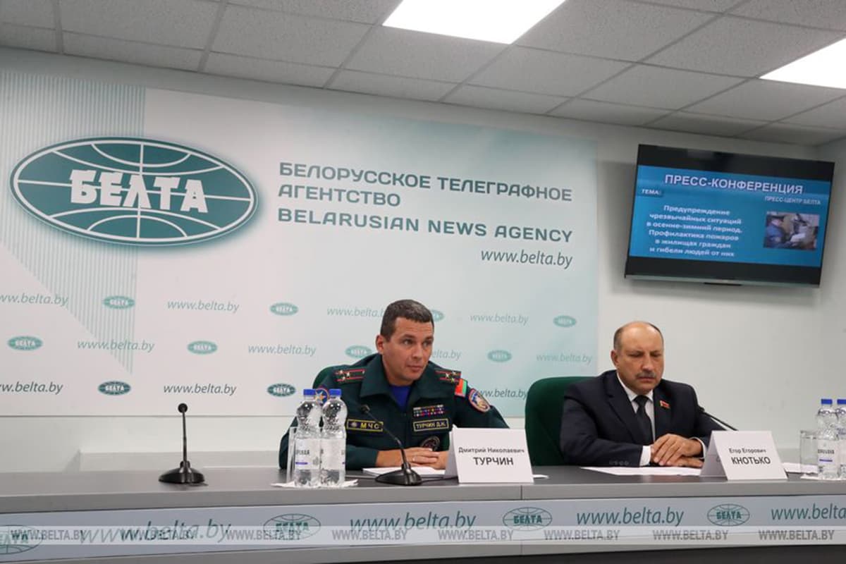 Телефон на зарядке, но не под подушкой