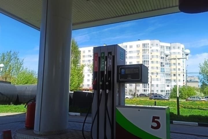 После жалоб жителей в Юрьевецком районе снизили цены на бензин