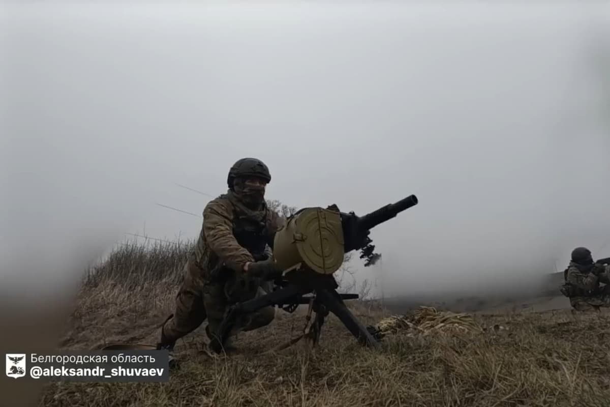 Alexander Shuvaev congratulated the Belgorod fighters on the Day of Ground Forces