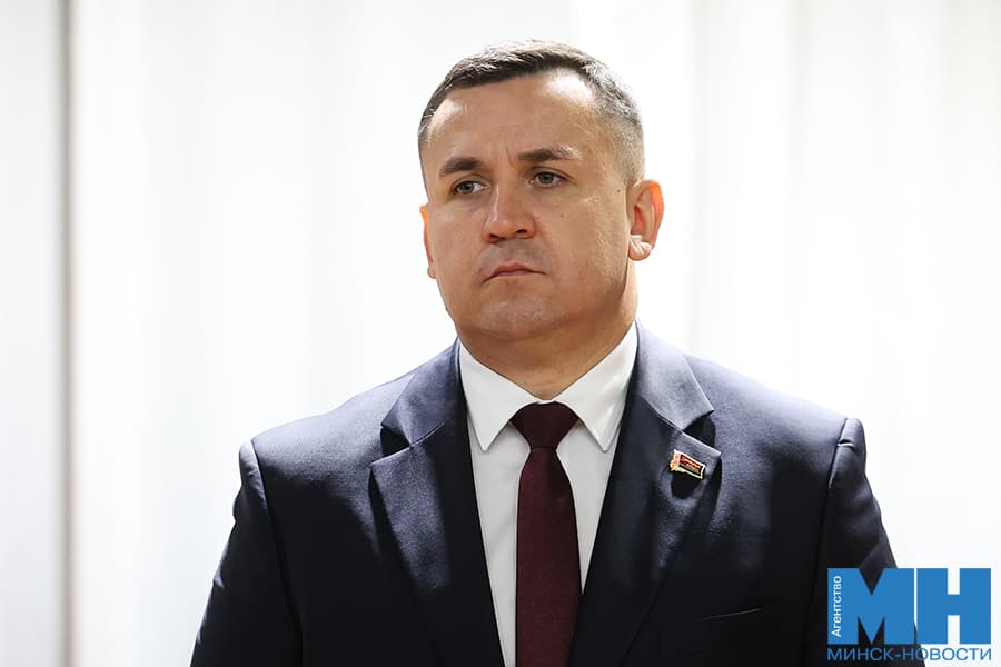 2026 10 01 mgik predstavlenie glavy pervomajskogo dragun malinovskaya05 kopiya