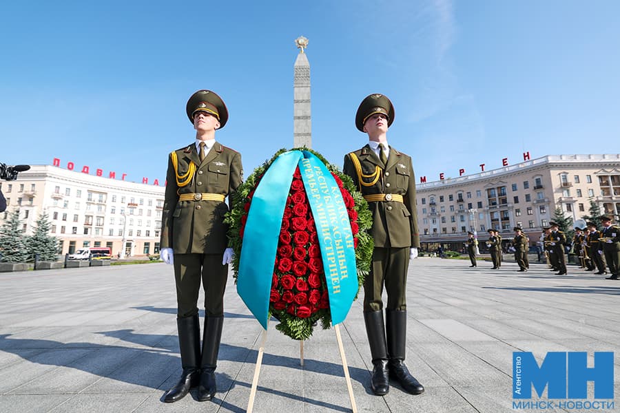 2026 10 01 mgik komendant vozlozhenie pl pobedy kulaga 1 6 kopiya