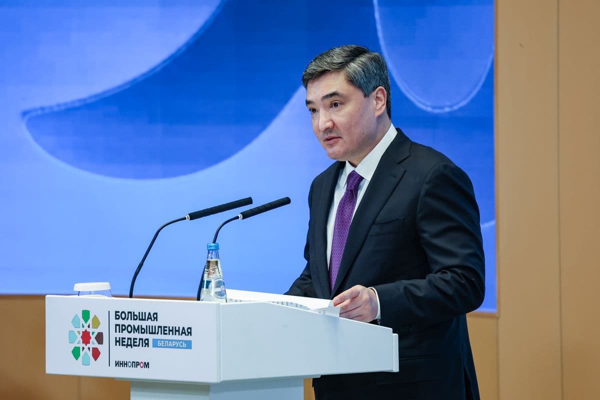 Бектенов: промкооперация имеет стратегическое значение в условиях глубокой трансформации мировой экономики