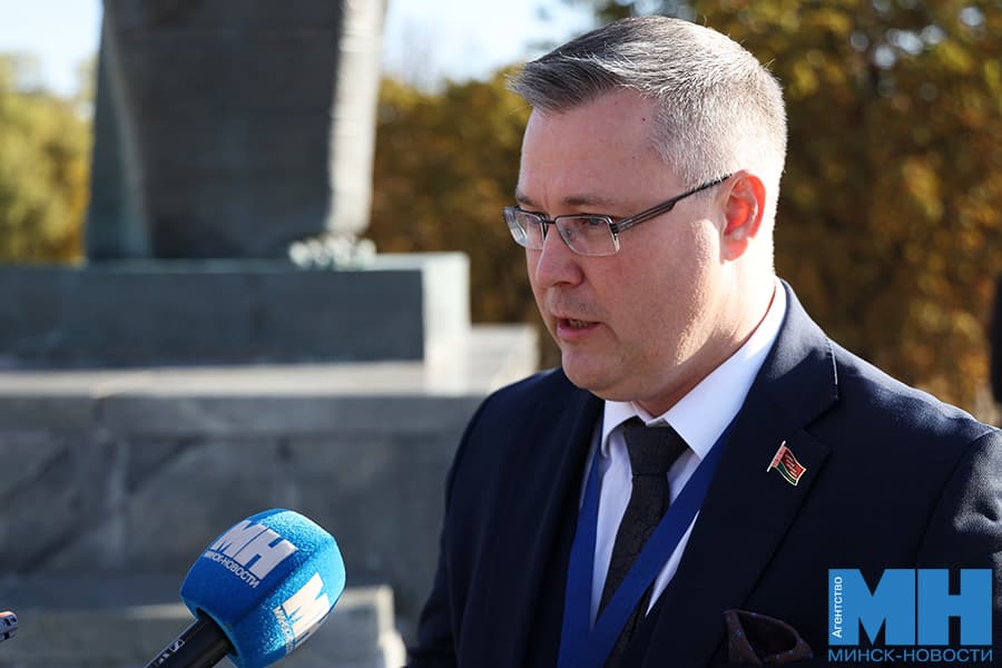 2026 10 02 kultura evraziya doc vozlozhenie kruglyj stol malinovskaya28 kopiya