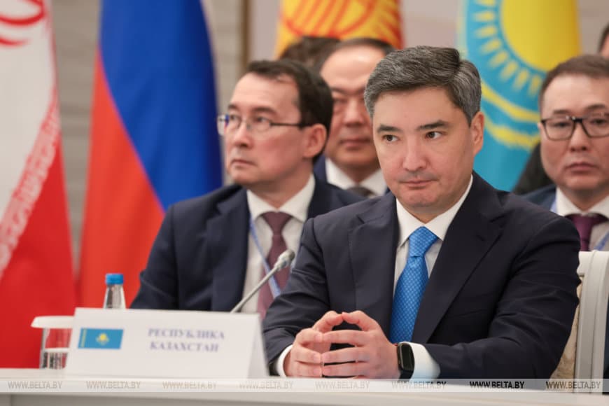 Олжас Бектенов