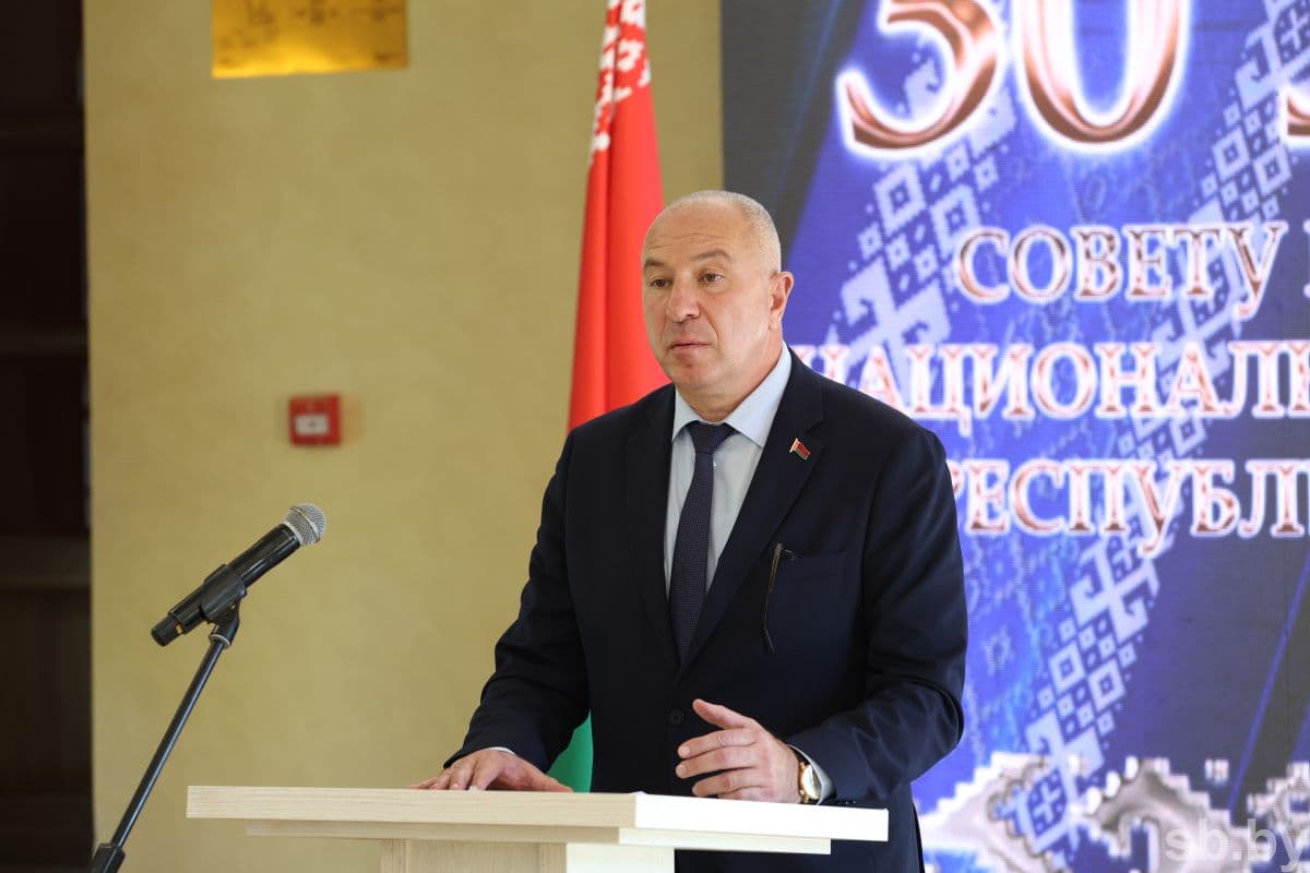 Юрий Караев